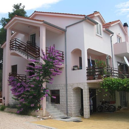 Apartments Vanda Vrboska Habitación foto