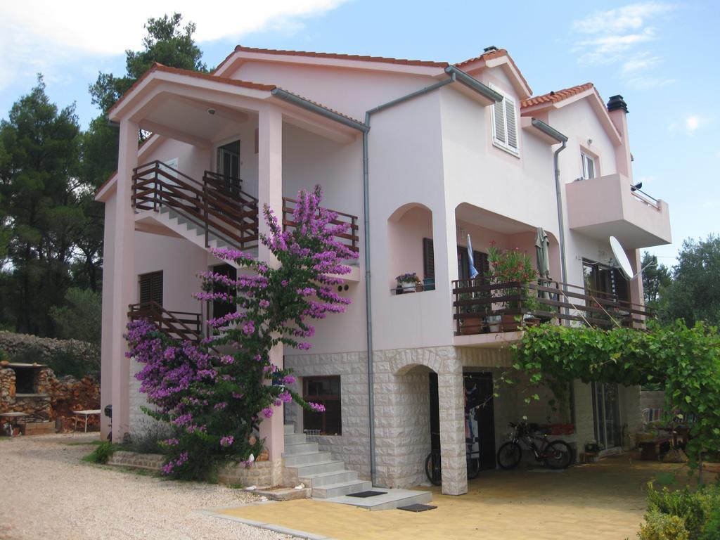 Apartments Vanda Vrboska Habitación foto