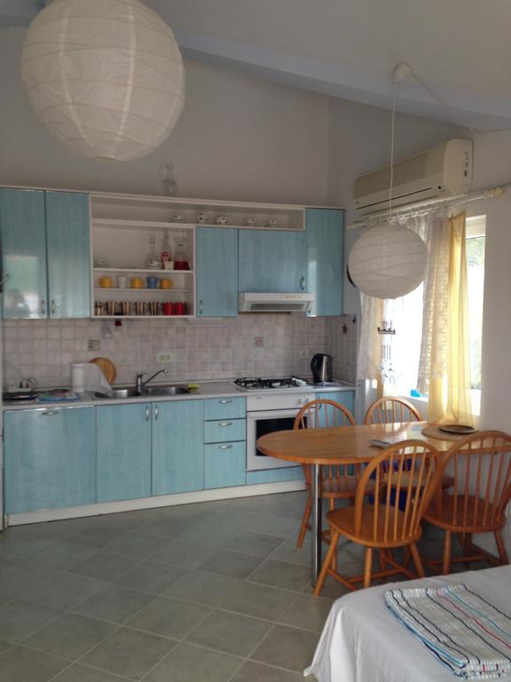 Apartments Vanda Vrboska Habitación foto